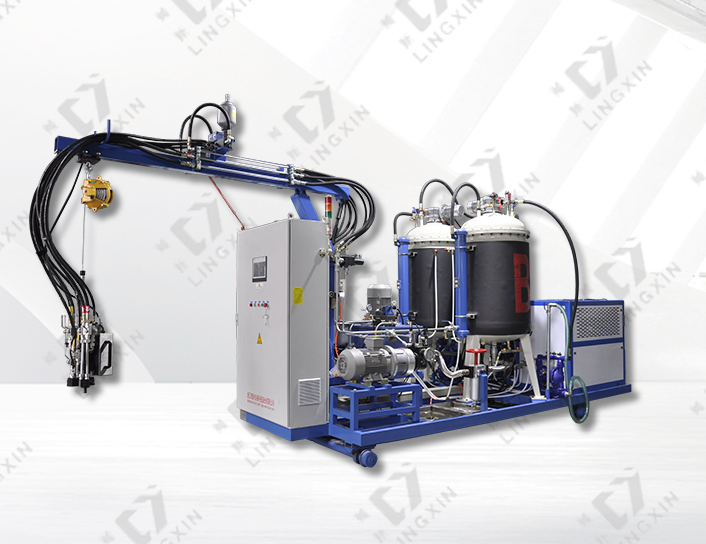 聚氨酯發(fā)泡機(jī)器設(shè)備